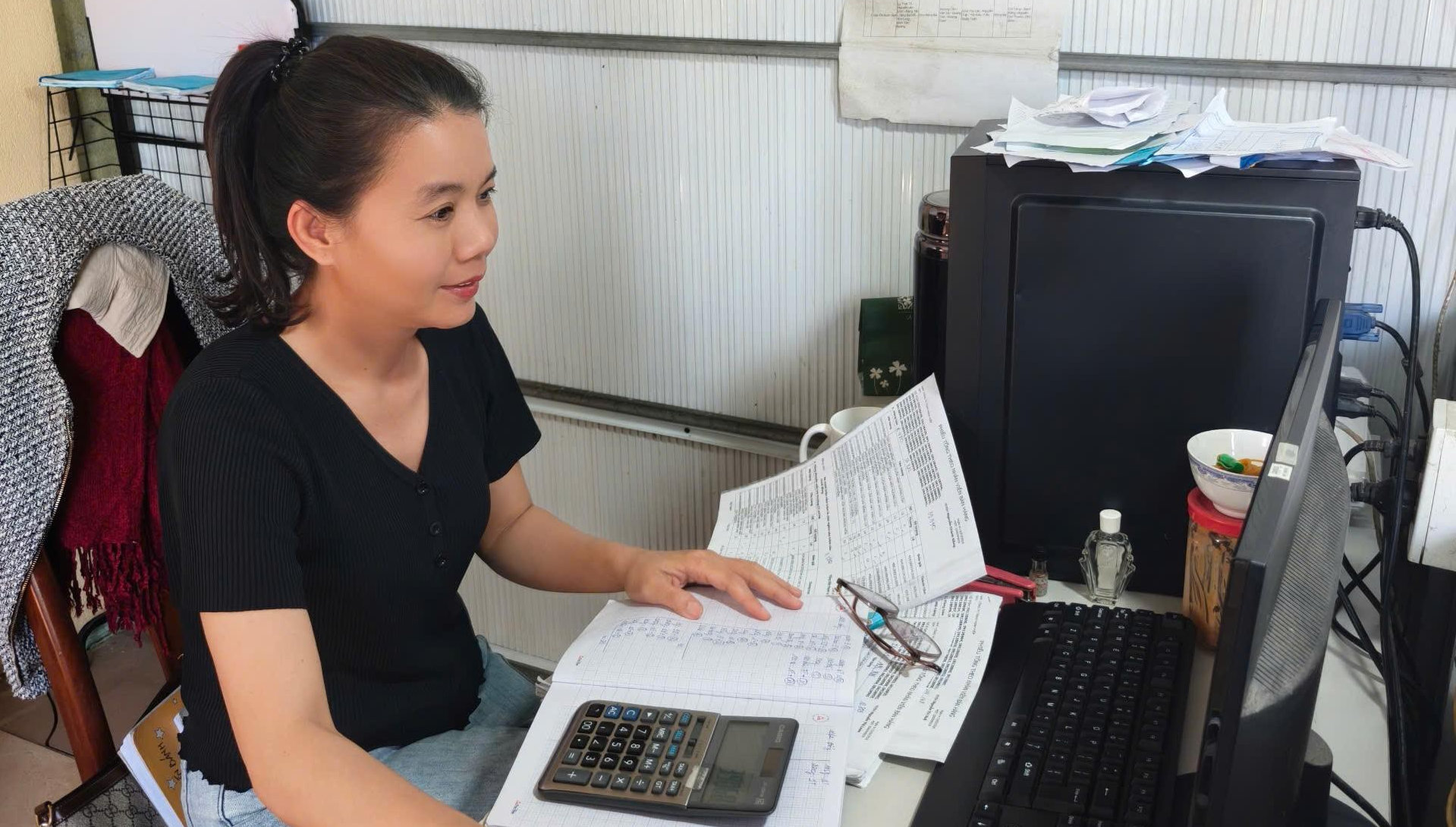 Nhân sự nghiệp vụ chuyên nghiệp